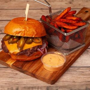 Chili Cheeseburger Menü